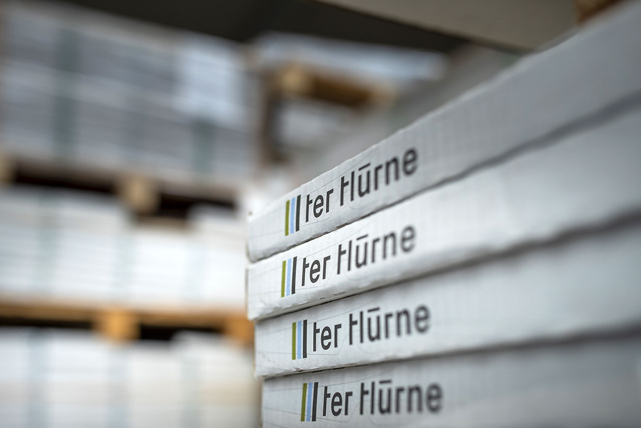 Böden des Herstellers Ter Hürne in der Lagerhalle