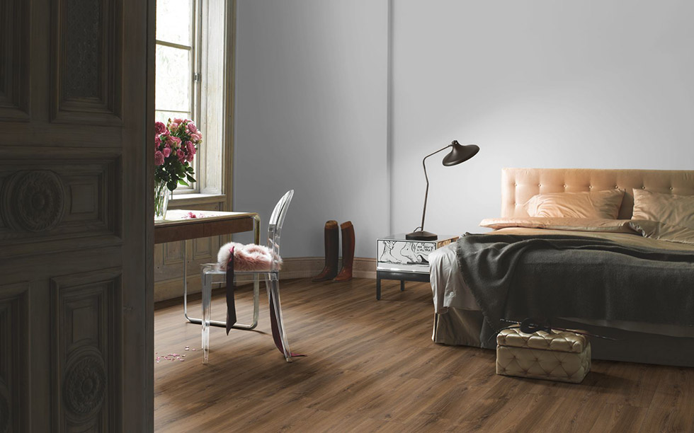 PARADOR Laminat Eiche Montana gekälkt Landhausdiele Naturmattstruktur 4-seitige V-Fuge | Hydron 600-4014809240594 PARADOR Laminat Eiche Montana gekälkt Landhausdiele Naturmattstruktur 4-seitige V-Fuge | Hydron 600-4014809240594