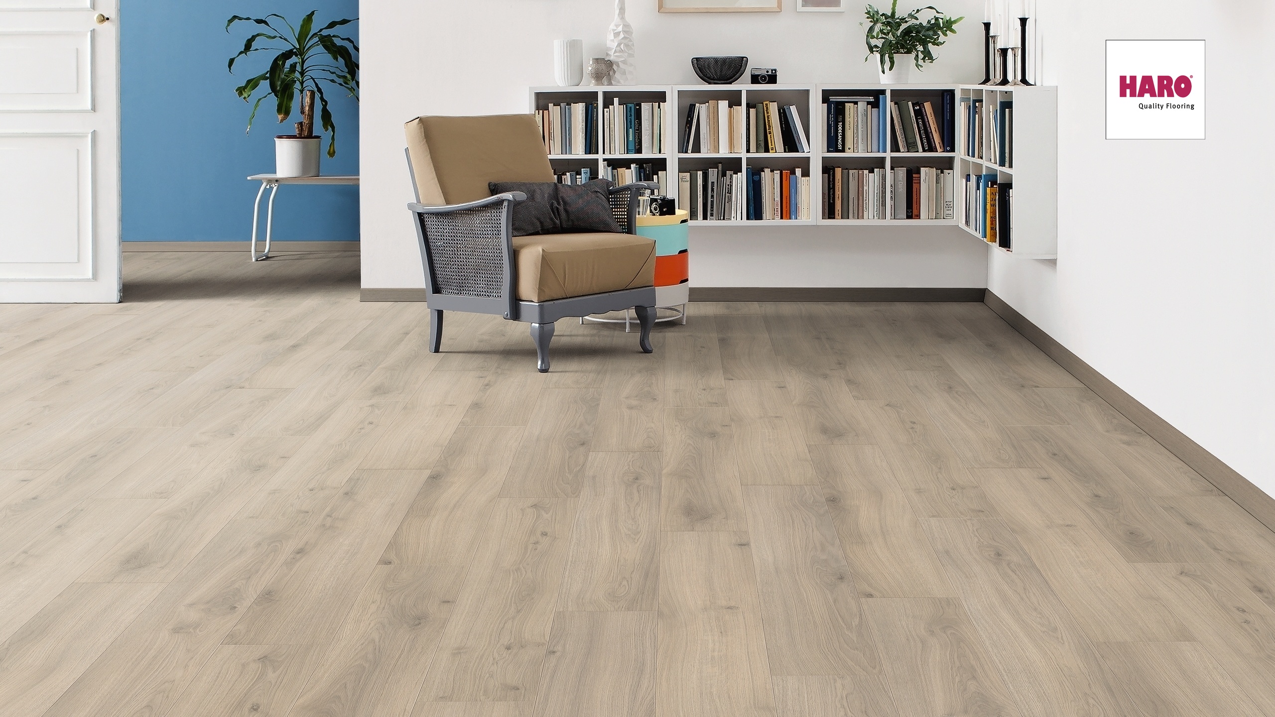 HARO Laminat Eiche Emilia samtgrau Landhausdiele 4V | Tritty 100 Gran Via | 2.Wahl | 15 m²-4018427445836