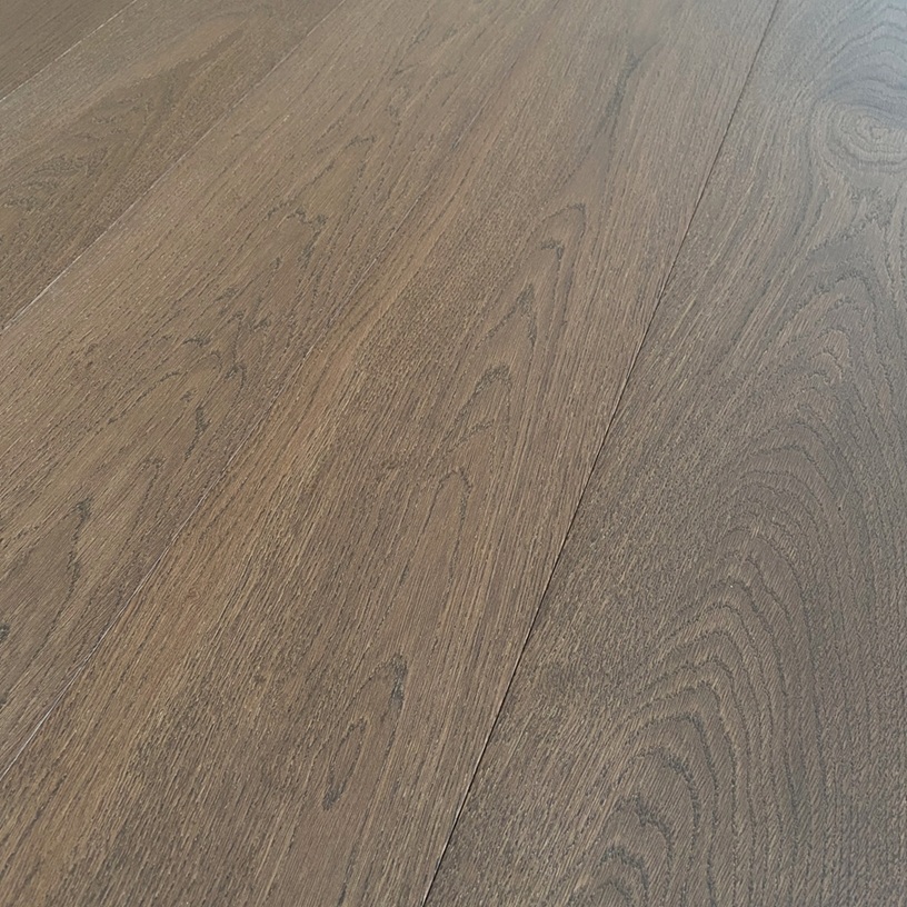 PARADOR Parkett Eiche Lava dunkelbraun Landhausdiele lackversiegelt matt 4-seitige Minifase | Classic 3060 | 2. Wahl | 18 m²-4014809277941 PARADOR Parkett Eiche Lava dunkelbraun Landhausdiele lackversiegelt matt 4-seitige Minifase | Classic 3060 | 2. Wahl | 18 m²-4014809277941